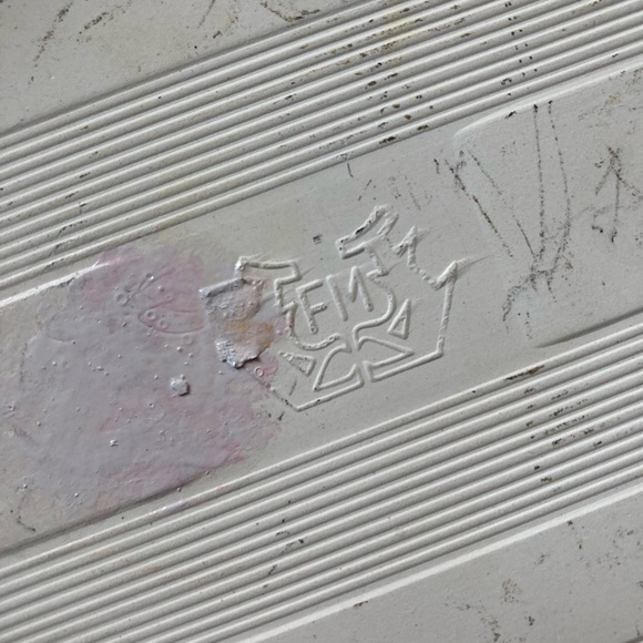 MCM Cast Iron Ceramic Tile Drummer Boy Retro Blues Greens 12x8” Vintage Trivet - Picture 7 of 14